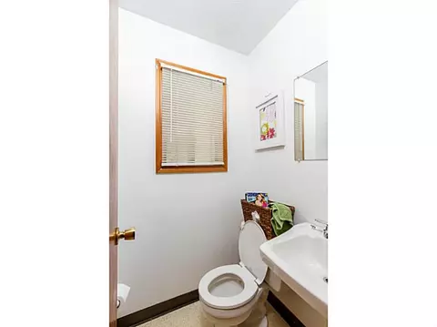 9 Acorn Dr, Westerly, RI 02891 photo 16