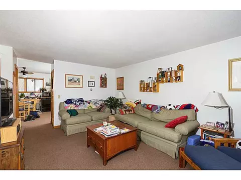 9 Acorn Dr, Westerly, RI 02891 photo 7