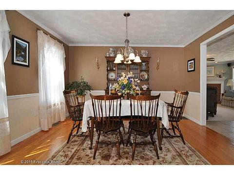 8 Cinnamon Dr, Coventry, RI 02816 photo 9