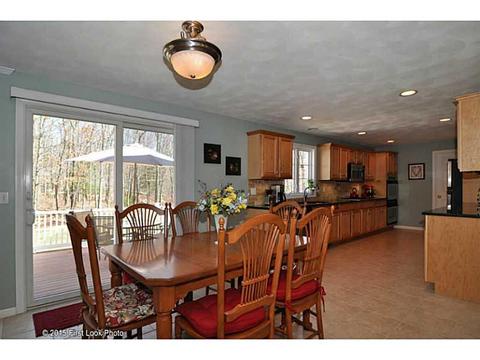 8 Cinnamon Dr, Coventry, RI 02816 photo 6