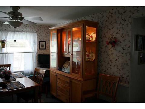121 Priscilla Rd, Woonsocket, RI 02895 photo 8