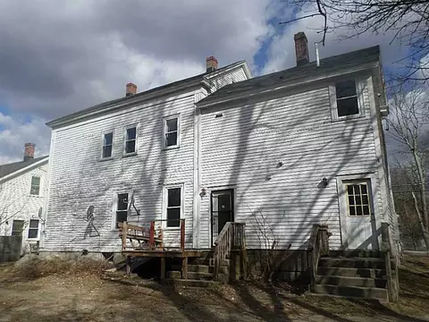 71 Main St, Blackstone, MA 01504 photo 2