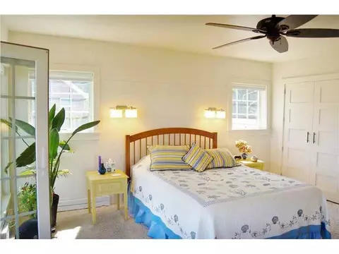36 Everett Ave, Bristol, RI 02809 photo 6