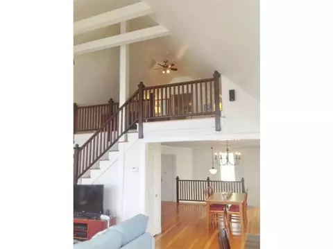 36 Everett Ave, Bristol, RI 02809 photo 19