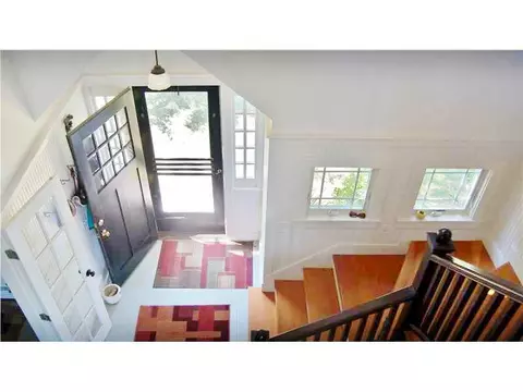 36 Everett Ave, Bristol, RI 02809 photo 4