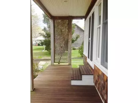 36 Everett Ave, Bristol, RI 02809 photo 7