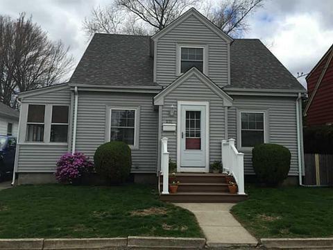 232 Pullen Ave, Pawtucket, RI 02861 photo 1