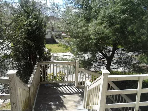 565 Harris Ave, Woonsocket, RI 02895 photo 4