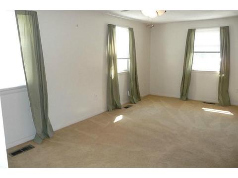 2 Glen Meadows Ct, Warwick, RI 02889 photo 9