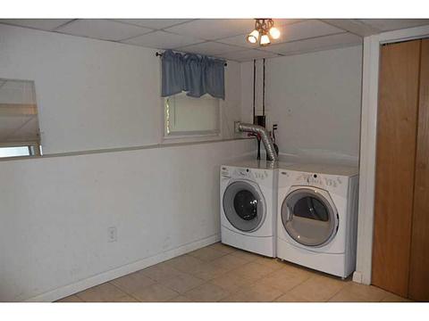 2 Glen Meadows Ct, Warwick, RI 02889 photo 13