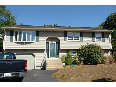 2 Glen Meadows Ct, Warwick, RI 02889 photo 1