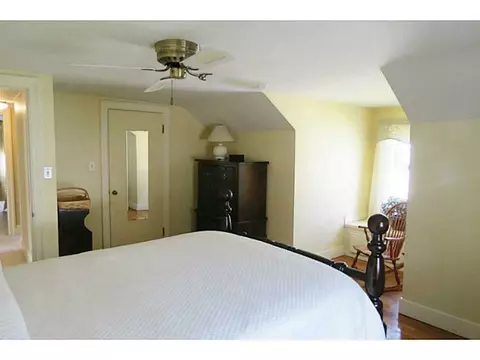 95 Conrad St, Woonsocket, RI 02895 photo 15