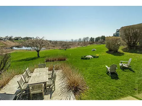 10 Westerly Rd, Westerly, RI 02891 photo 3