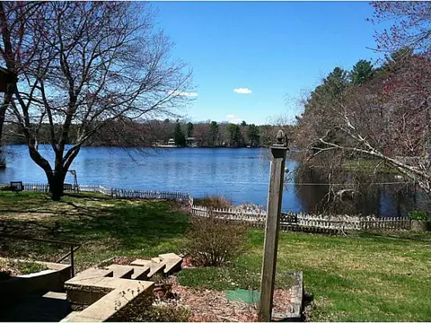 140 Lake View Dr, Glocester, RI 02814 photo 2