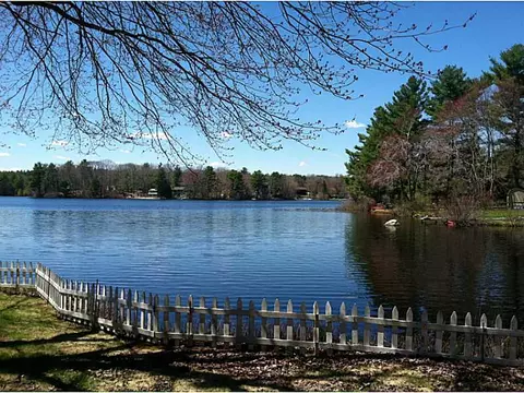 140 Lake View Dr, Glocester, RI 02814 photo 1