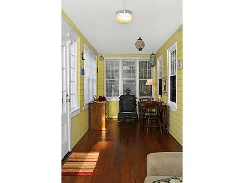 32 Calhoun Ave, Warwick, RI 02886 photo 3