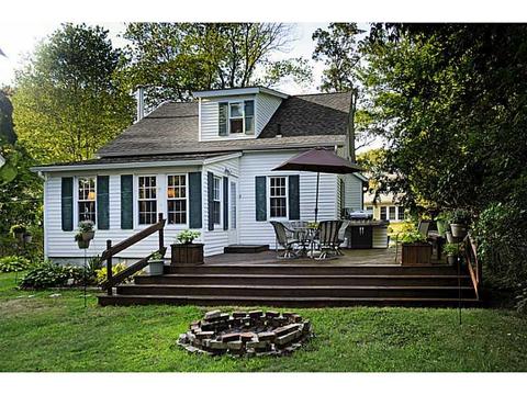 32 Calhoun Ave, Warwick, RI 02886 photo 1