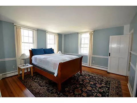 184 High St, Bristol, RI 02809 photo 14