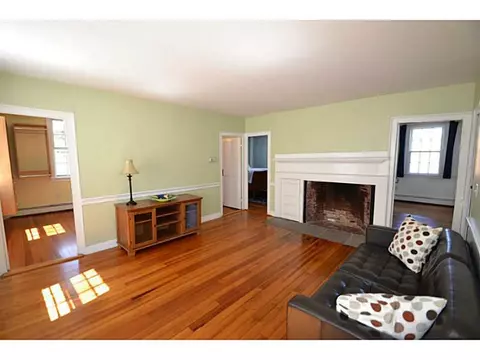 184 High St, Bristol, RI 02809 photo 18