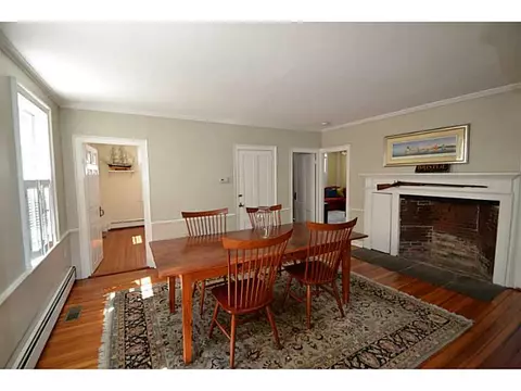 184 High St, Bristol, RI 02809 photo 6