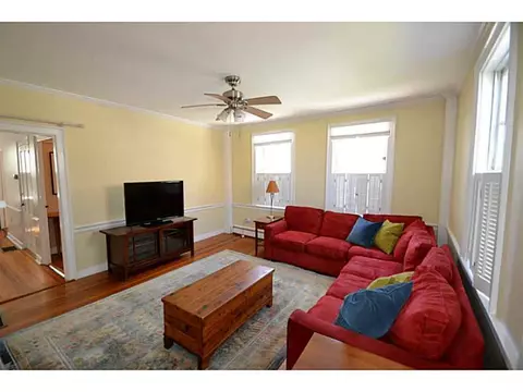 184 High St, Bristol, RI 02809 photo 10