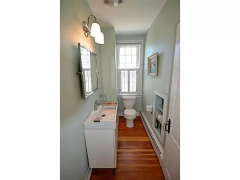 184 High St, Bristol, RI 02809 photo 12