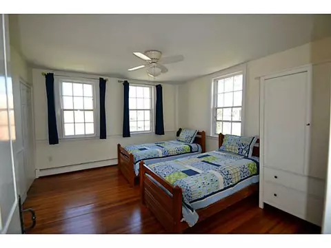 184 High St, Bristol, RI 02809 photo 16