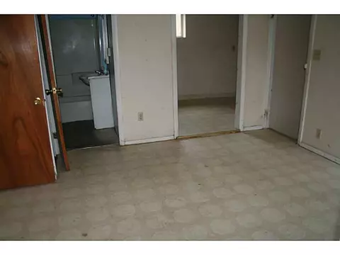 29 Warren Ave, Woonsocket, RI 02895 photo 9