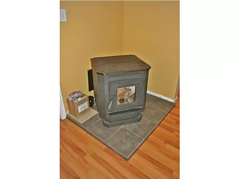 8 Hemlock Rd, Glocester, RI 02814 photo 11