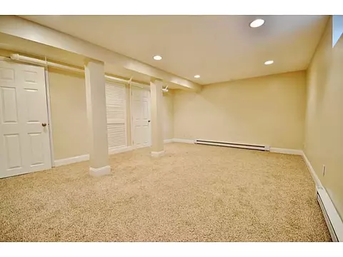 87 Abbey Ave, Warwick, RI 02888 photo 19
