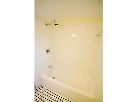 87 Abbey Ave, Warwick, RI 02888 photo 17