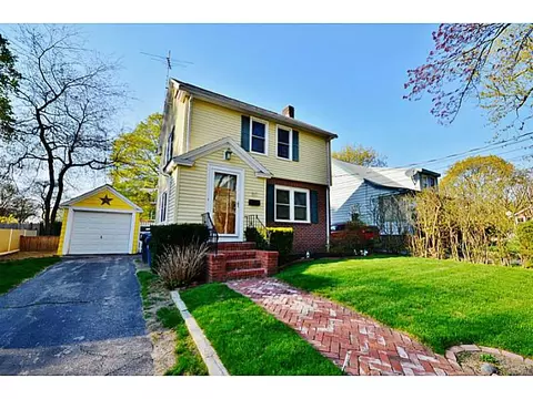 87 Abbey Ave, Warwick, RI 02888 photo 2