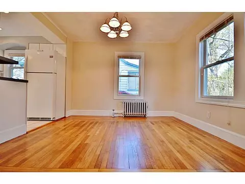 87 Abbey Ave, Warwick, RI 02888 photo 8