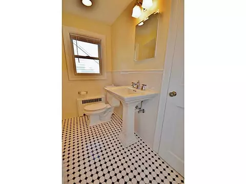 87 Abbey Ave, Warwick, RI 02888 photo 16