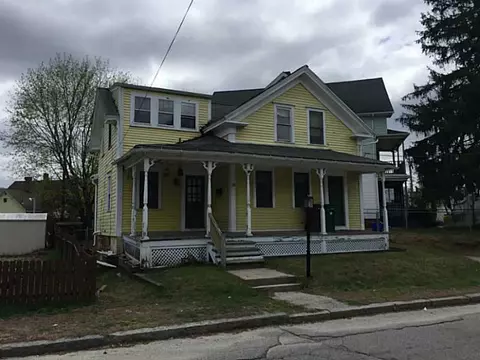15 Vose St, Woonsocket, RI 02895 photo 1