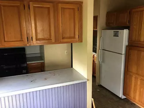 15 Vose St, Woonsocket, RI 02895 photo 4