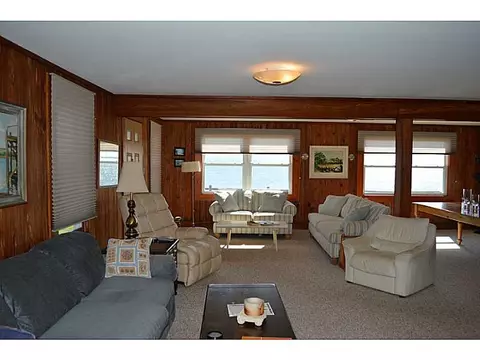4 Shell Rd, Warren, RI 02885 photo 4