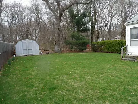 43 Hull St, Warwick, RI 02888 photo 5