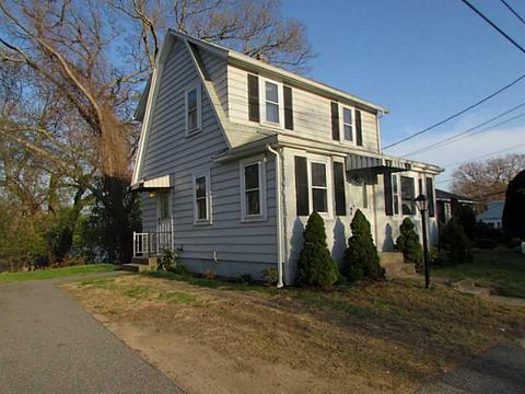 22 Model Ave, Warwick, RI 02886 photo 3