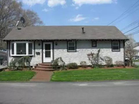9 Reservoir St, Fall River, MA 02723 photo 1