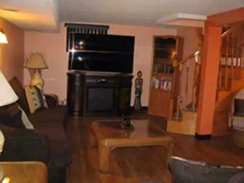 9 Reservoir St, Fall River, MA 02723 photo 6