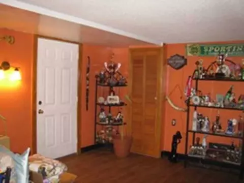 9 Reservoir St, Fall River, MA 02723 photo 14