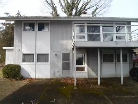 54 Hess Ave, Warwick, RI 02889 photo 1