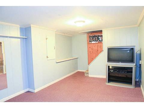 219 Long St, Warwick, RI 02886 photo 24