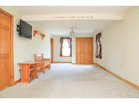 219 Long St, Warwick, RI 02886 photo 11