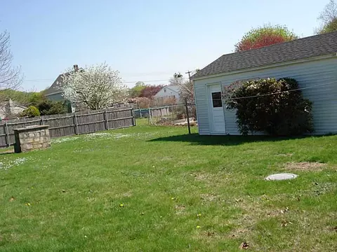 23 Cobblestone Ln, Westerly, RI 02891 photo 9