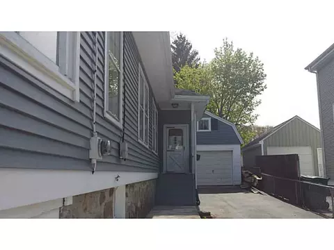 72 Avenue B, Woonsocket, RI 02895 photo 8