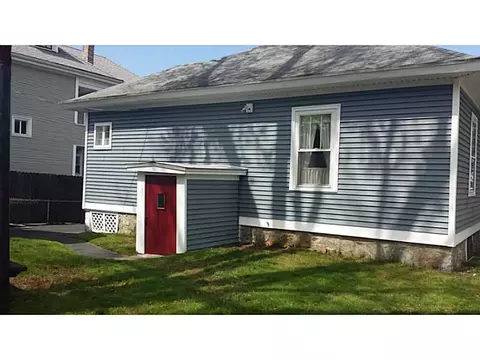 72 Avenue B, Woonsocket, RI 02895 photo 9