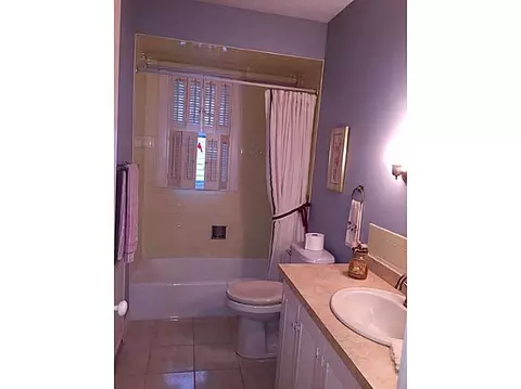 72 Avenue B, Woonsocket, RI 02895 photo 7