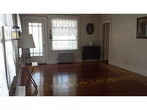 72 Avenue B, Woonsocket, RI 02895 photo 4